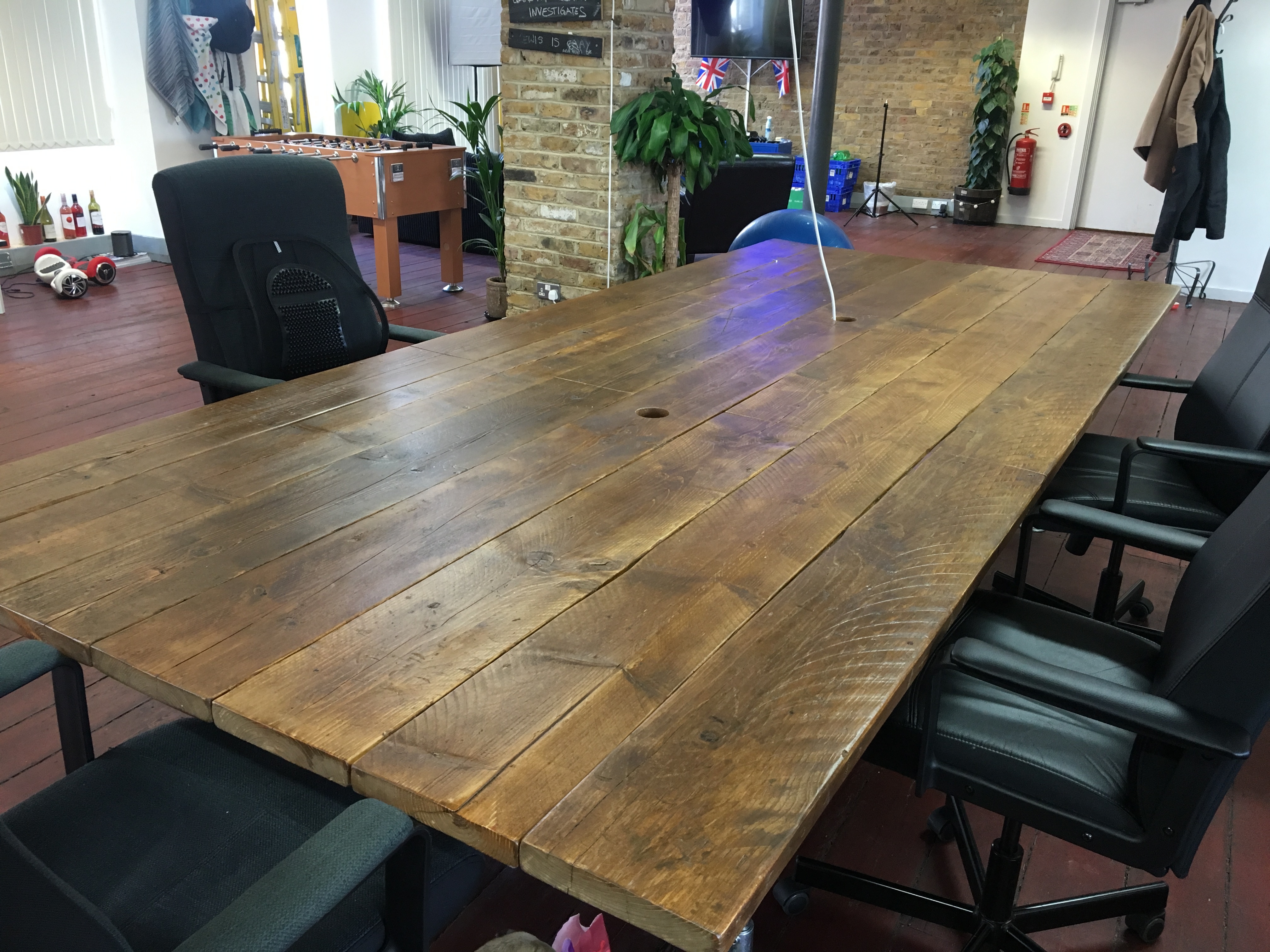 Shoreditch space desk space 