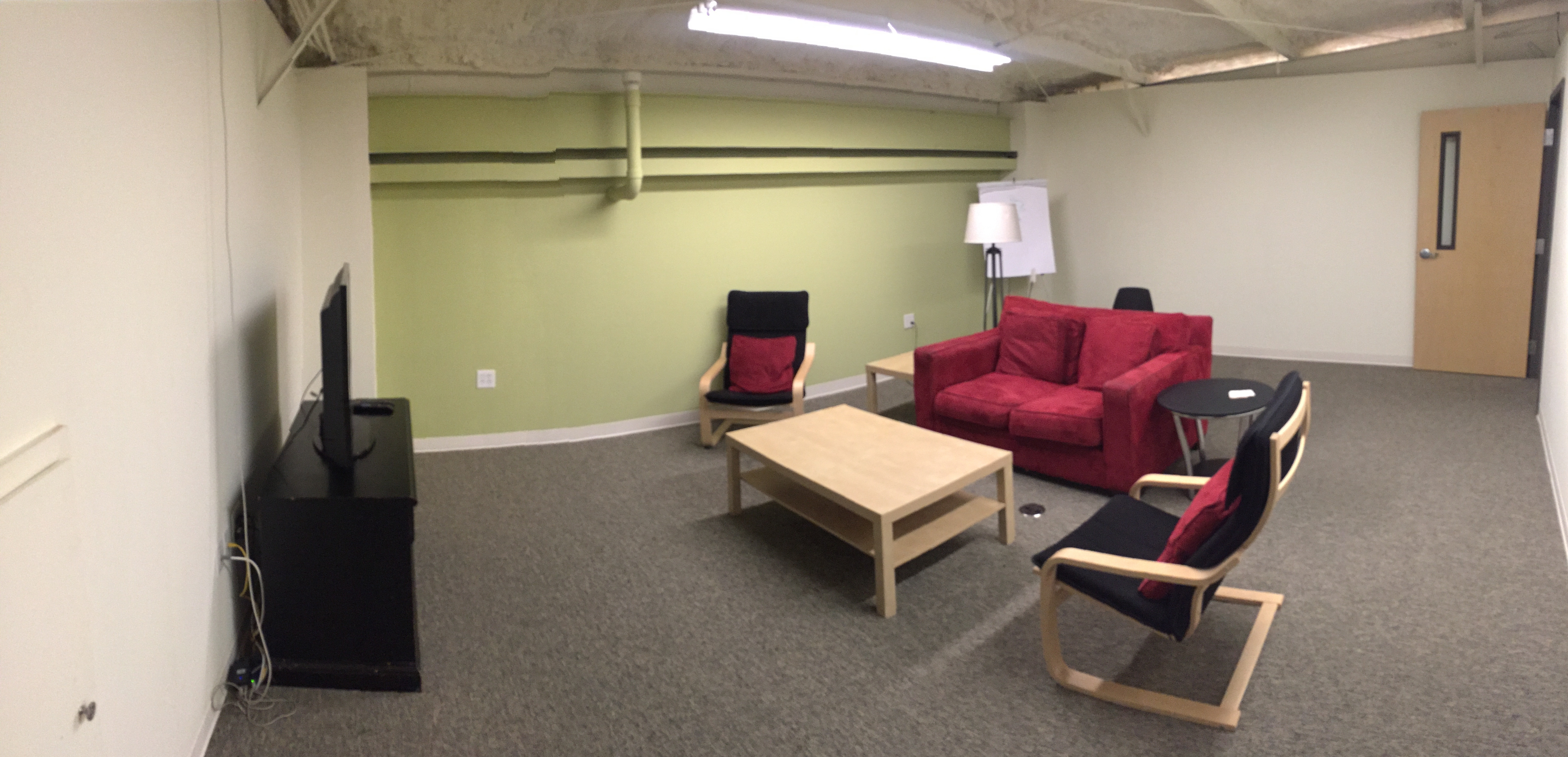 Large Meeting Break Room Desks Near Me