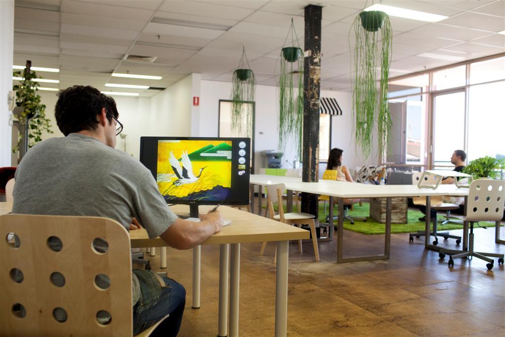 EngineRoom Darlinghurst: Dedicated Desk