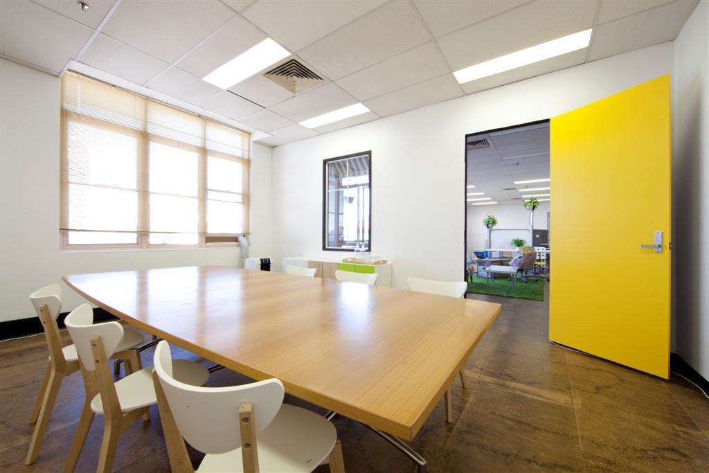 EngineRoom Darlinghurst: Dedicated Desk