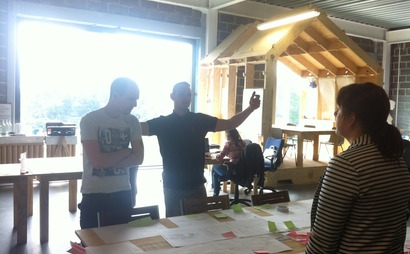 Shared and Individual Desks Shared and Individual Desks