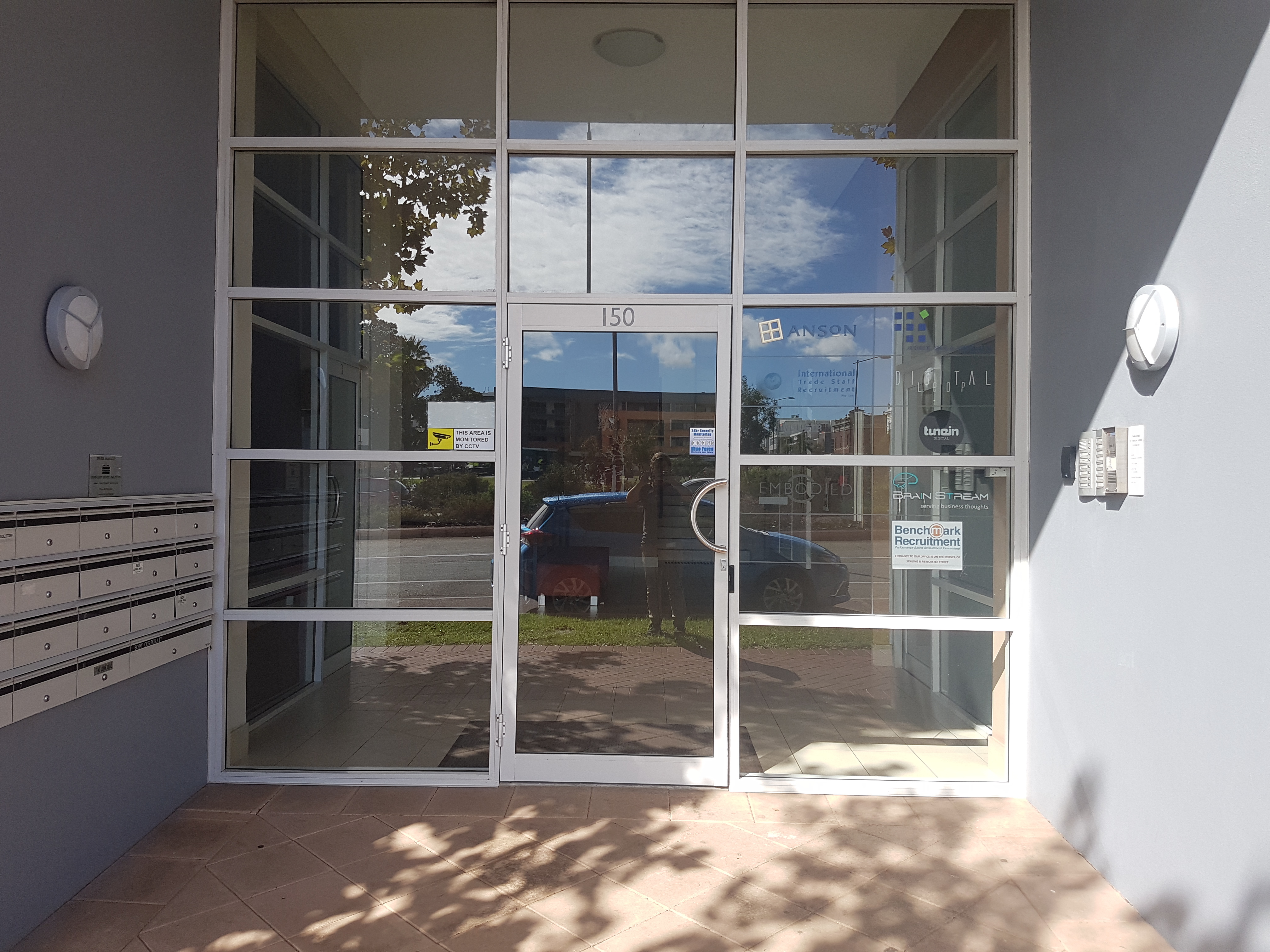Outter CBD Commercial Office Space Outter CBD Commercial Office Space