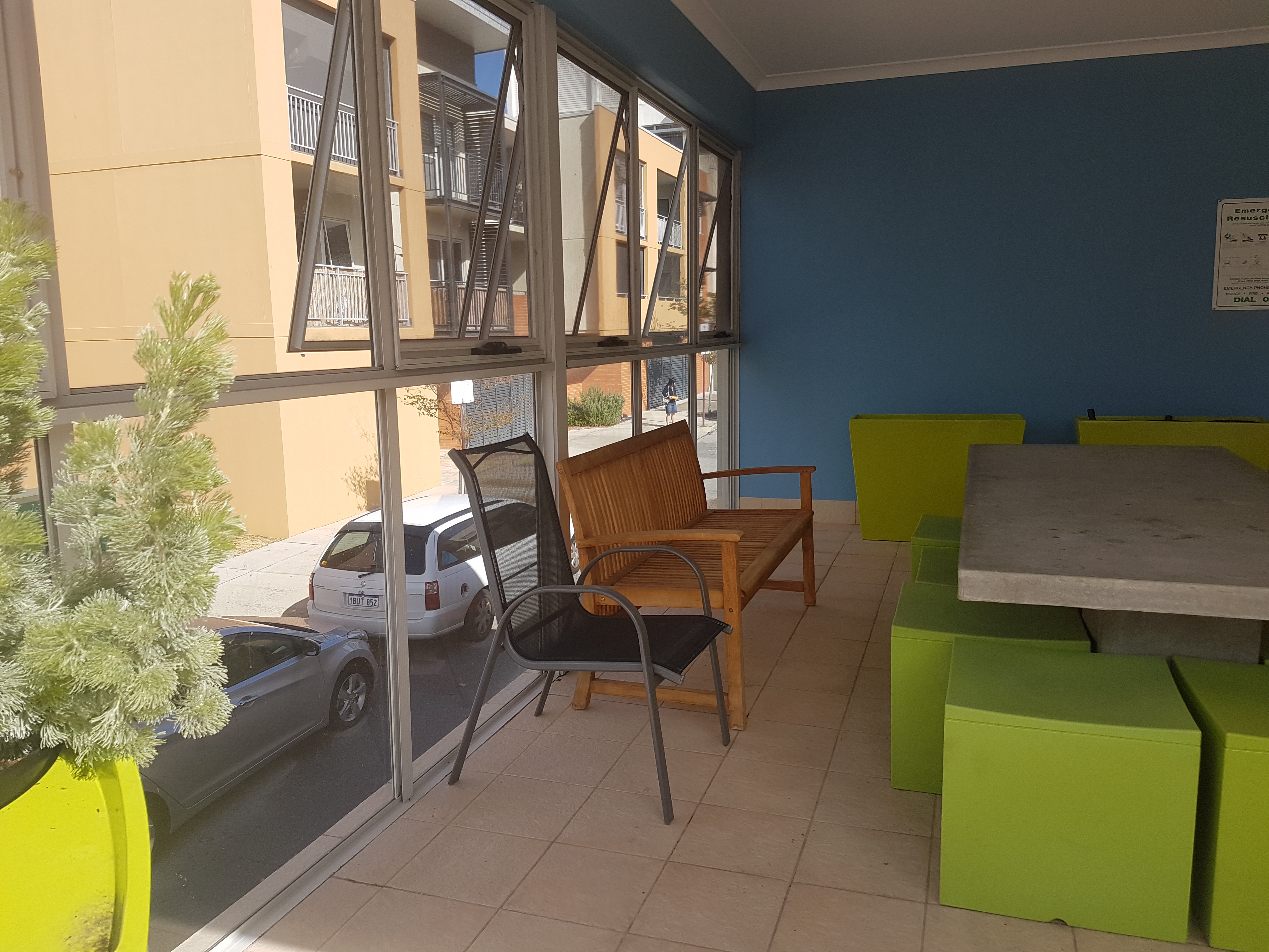 Outter CBD Commercial Office Space Outter CBD Commercial Office Space