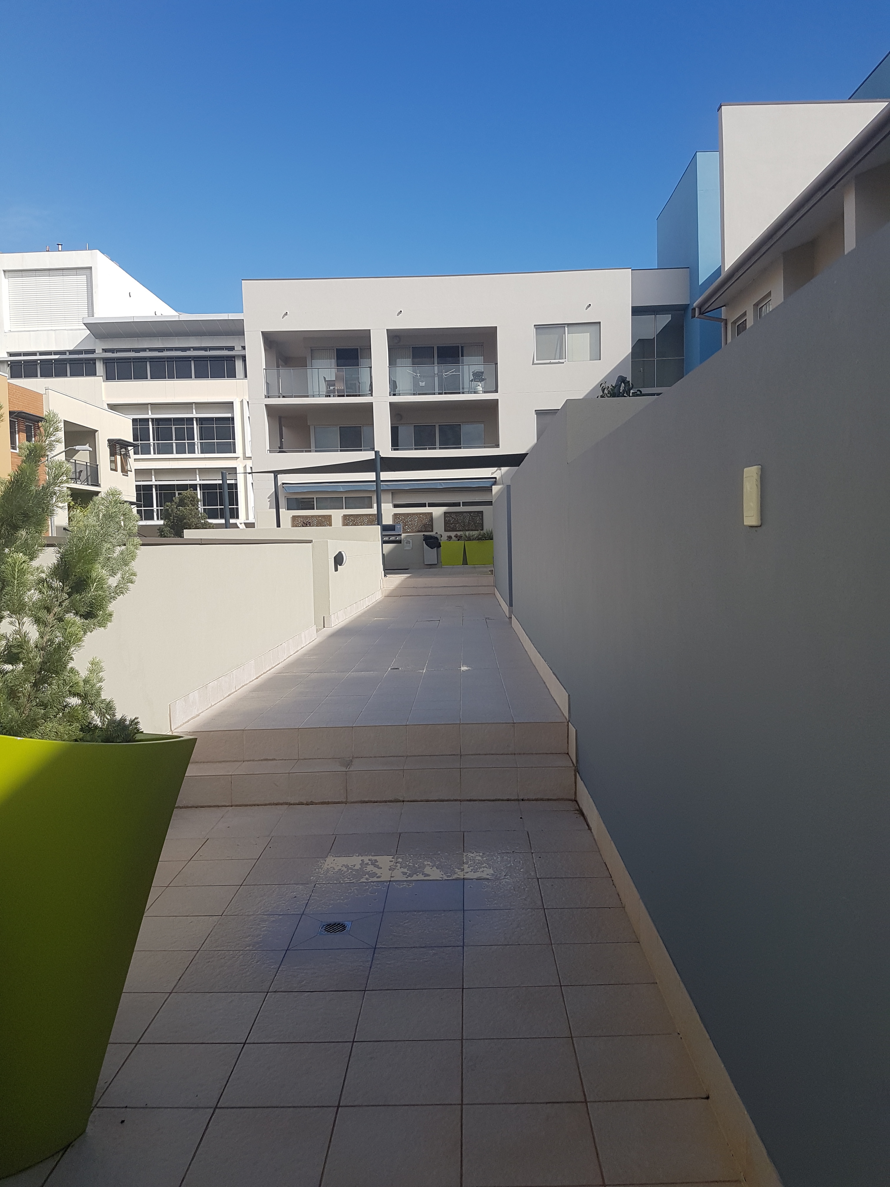 Outter CBD Commercial Office Space Outter CBD Commercial Office Space