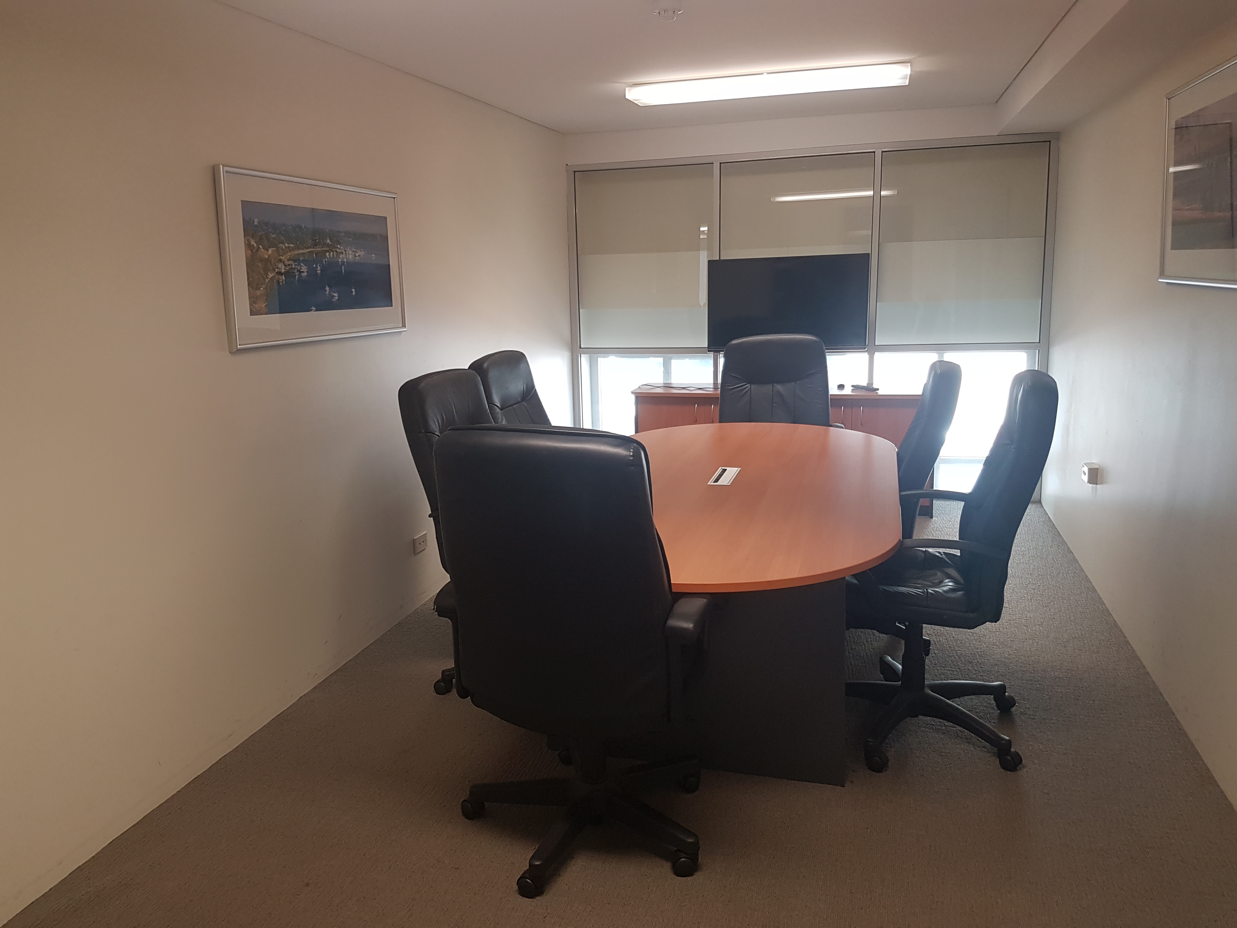 Outter CBD Commercial Office Space Outter CBD Commercial Office Space