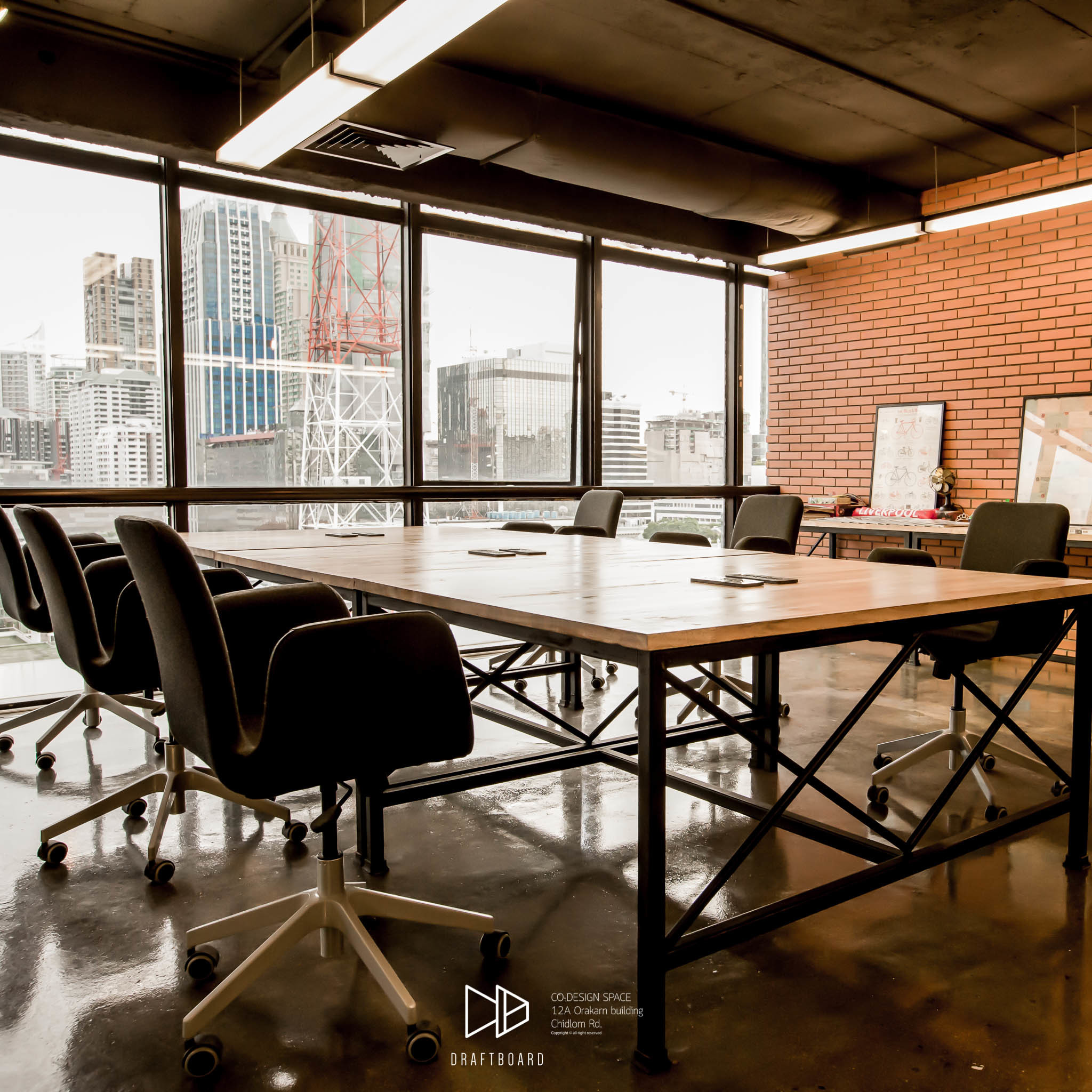 Fixed Desk Fixed Desk