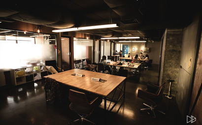 Fixed Desk Fixed Desk