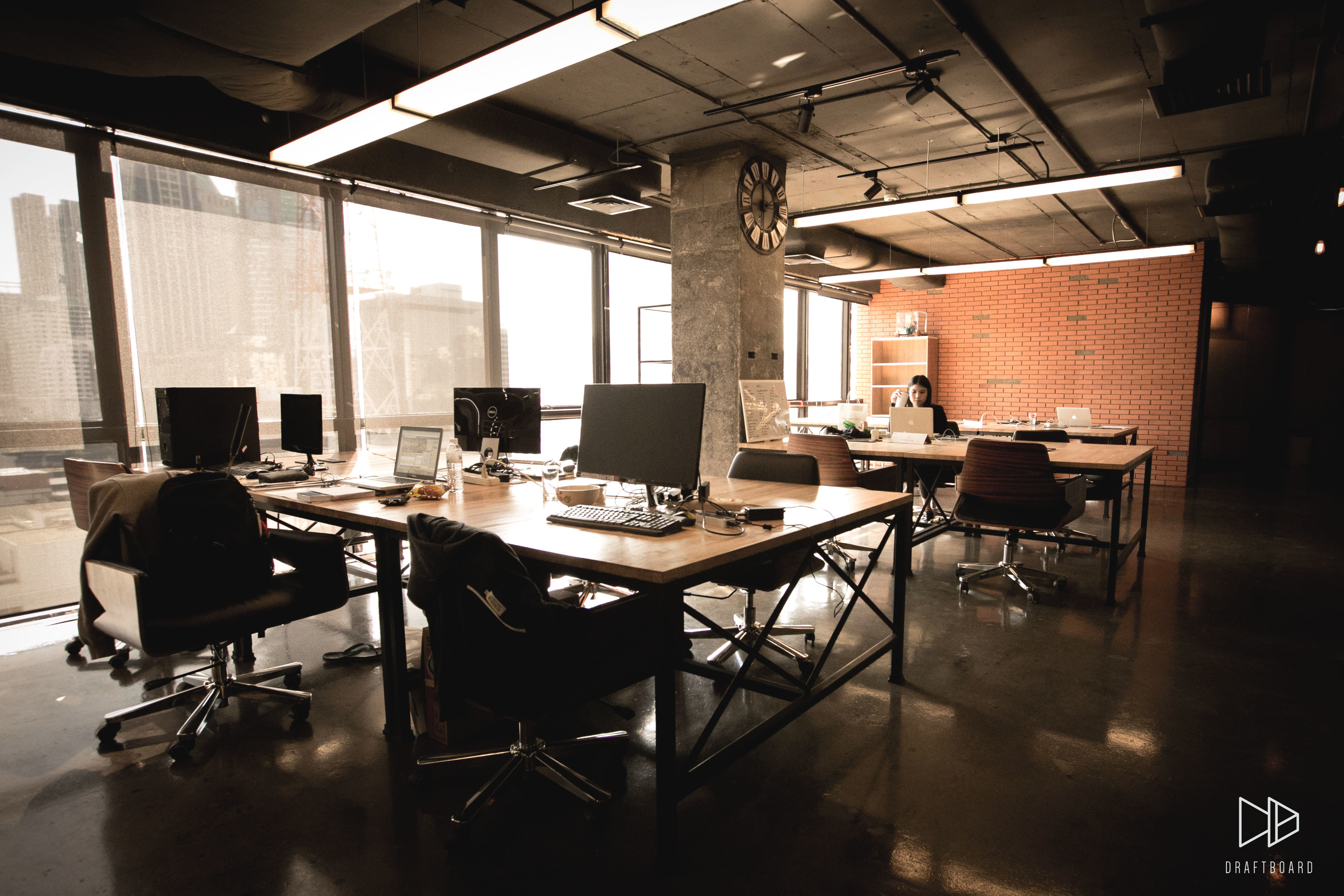 Fixed Desk Fixed Desk