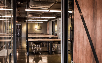 Fixed Desk Fixed Desk