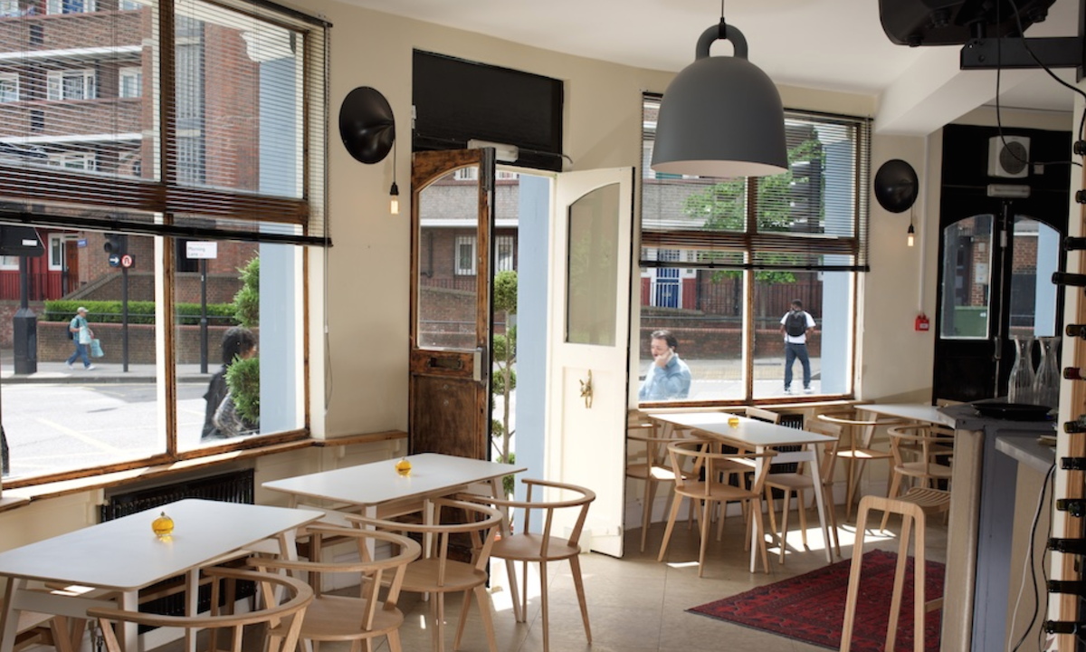 The Workers' Cafe | Desks Near Me