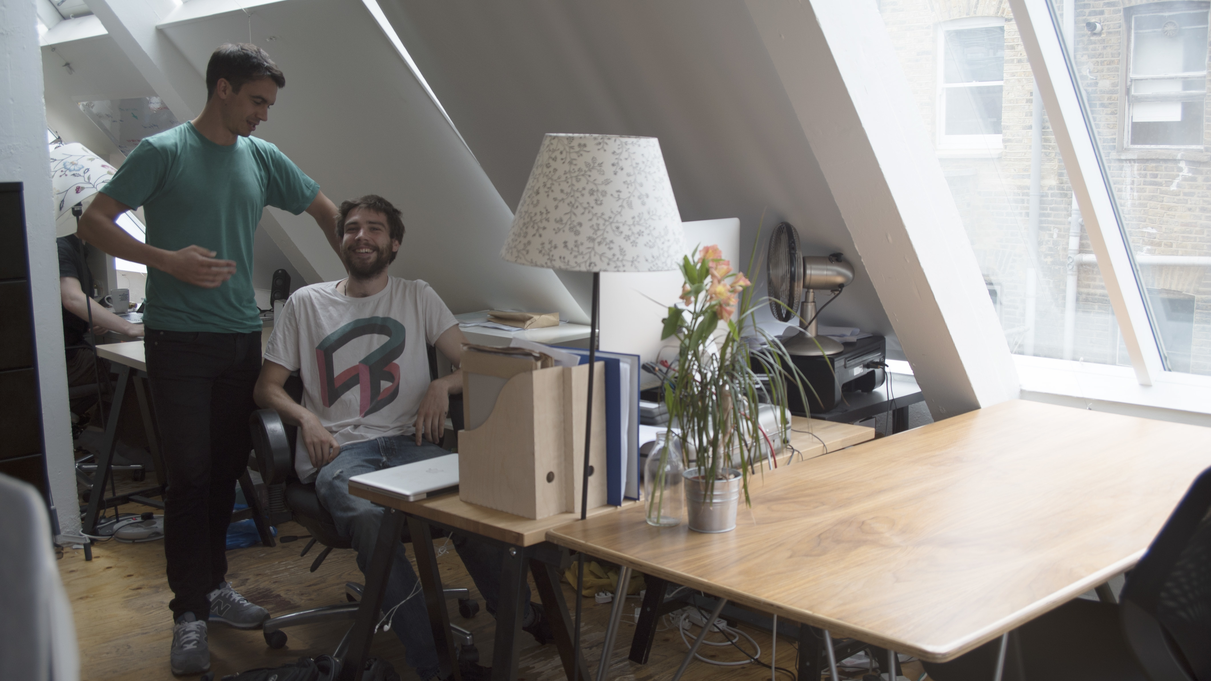 CREATIVE DESK SPACE AVAILABLE IN HACKNEY