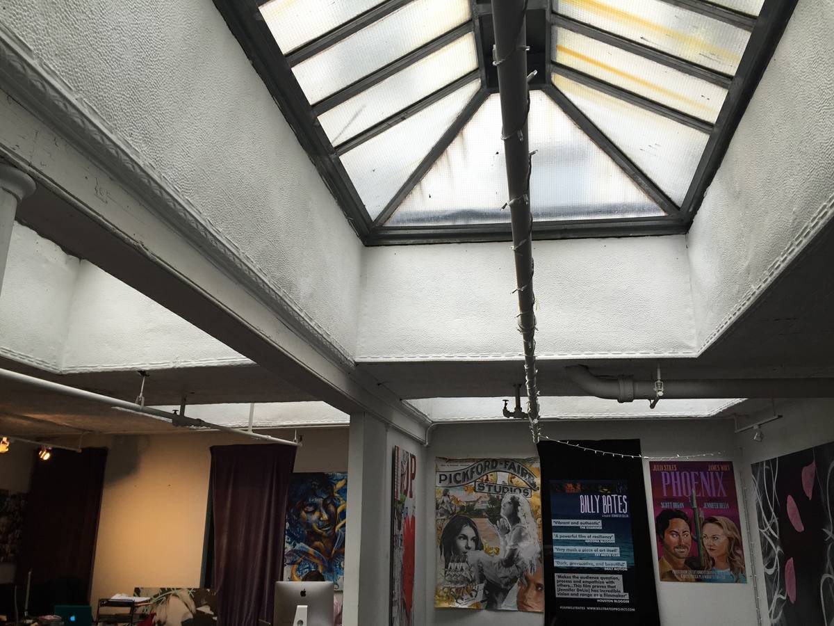 Office space available in a creative LES loft! (Chinatown / Lit Italy) Office space available in a creative LES loft! (Chinatown / Lit Italy)