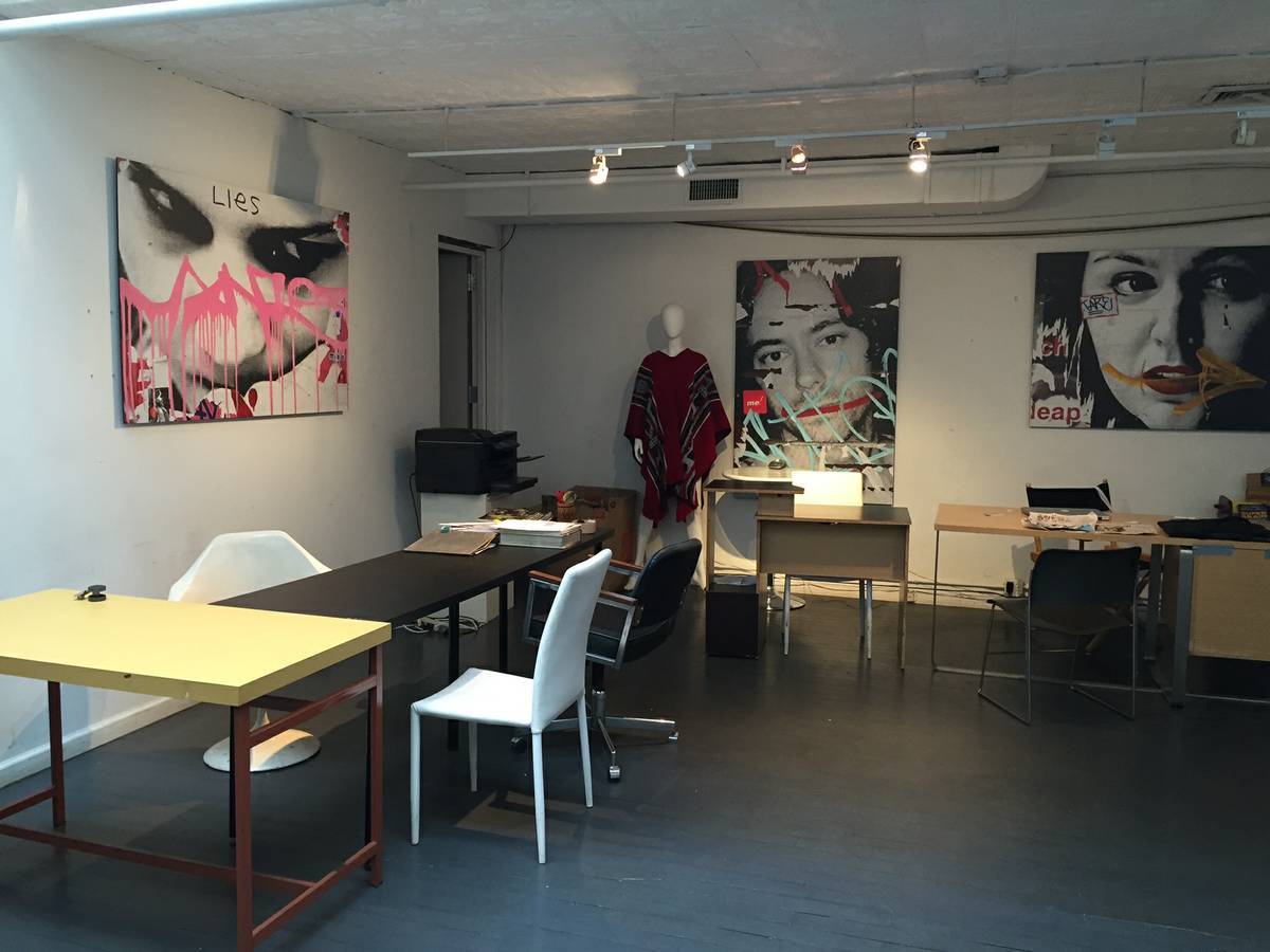 Office space available in a creative LES loft! (Chinatown / Lit Italy) Office space available in a creative LES loft! (Chinatown / Lit Italy)