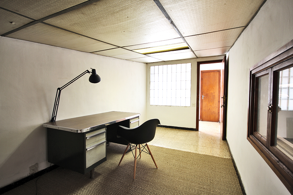 Dedicated office for artists, designers and architects Dedicated office for artists, designers and architects