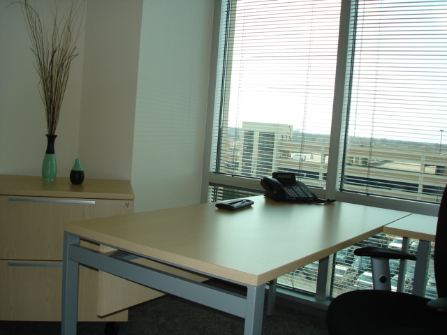 Private Window Office