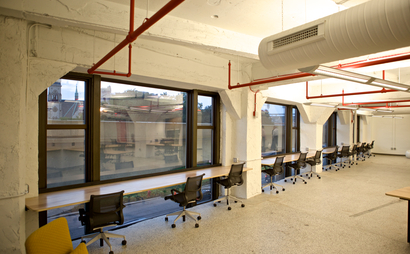 Full Time Coworking Desk Membership Full Time Coworking Desk Membership