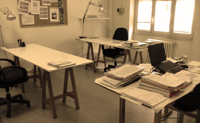 Stand Alone Stand Alone