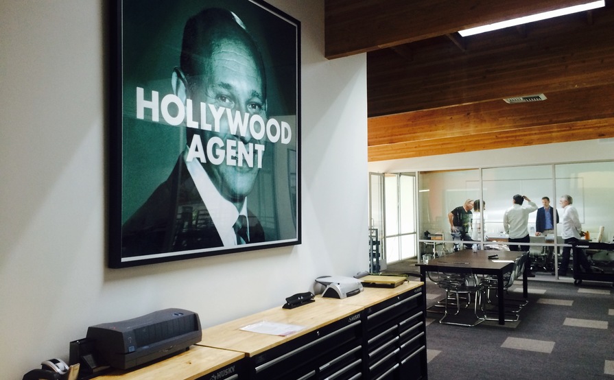 1-person Coworking Space 1-person Coworking Space