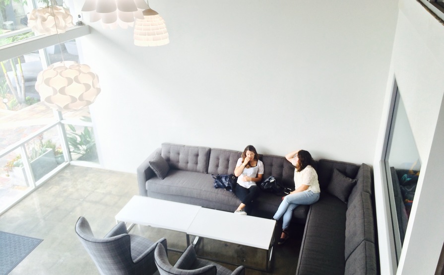 1-person Coworking Space 1-person Coworking Space