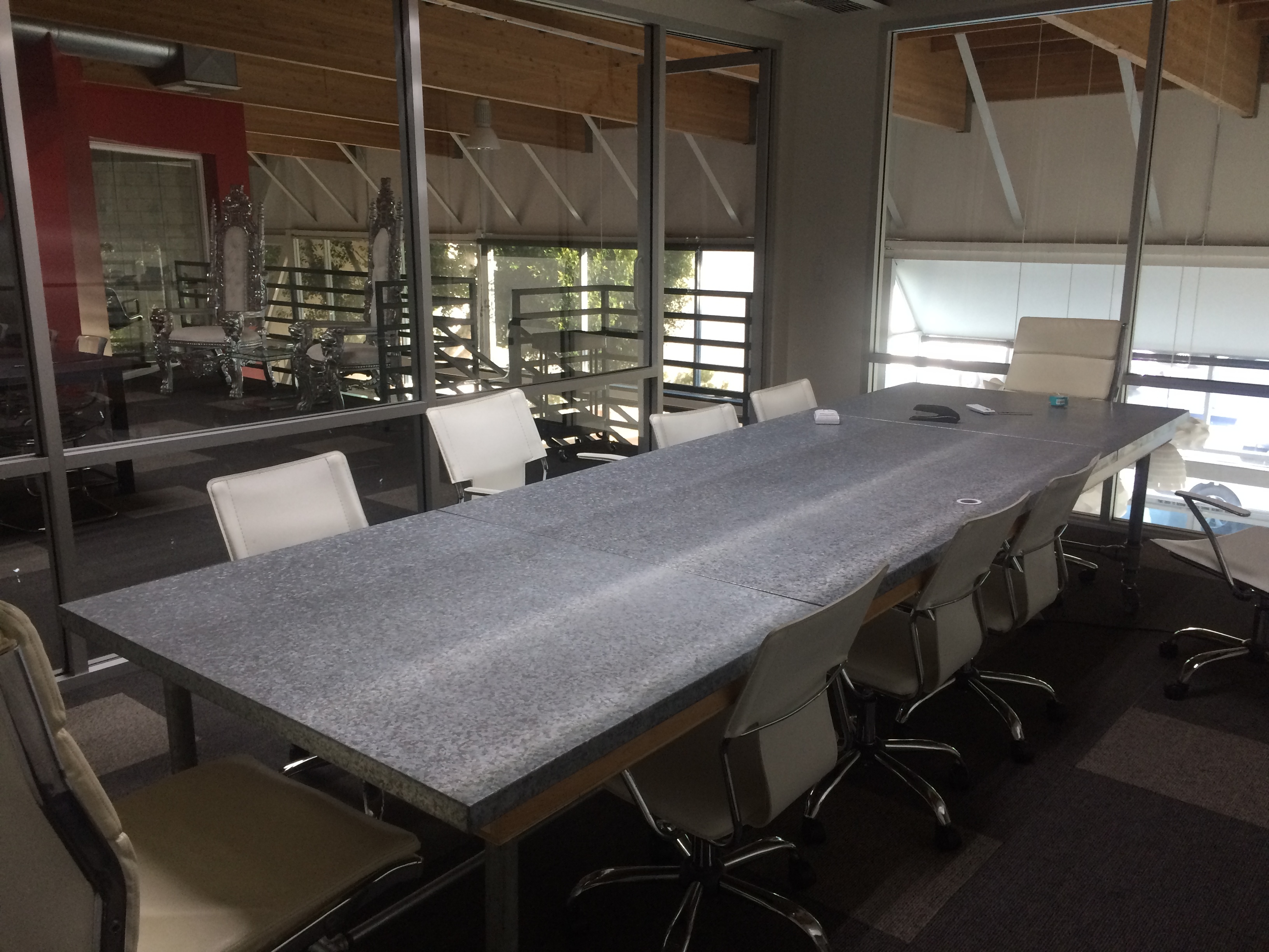 1-person Coworking Space