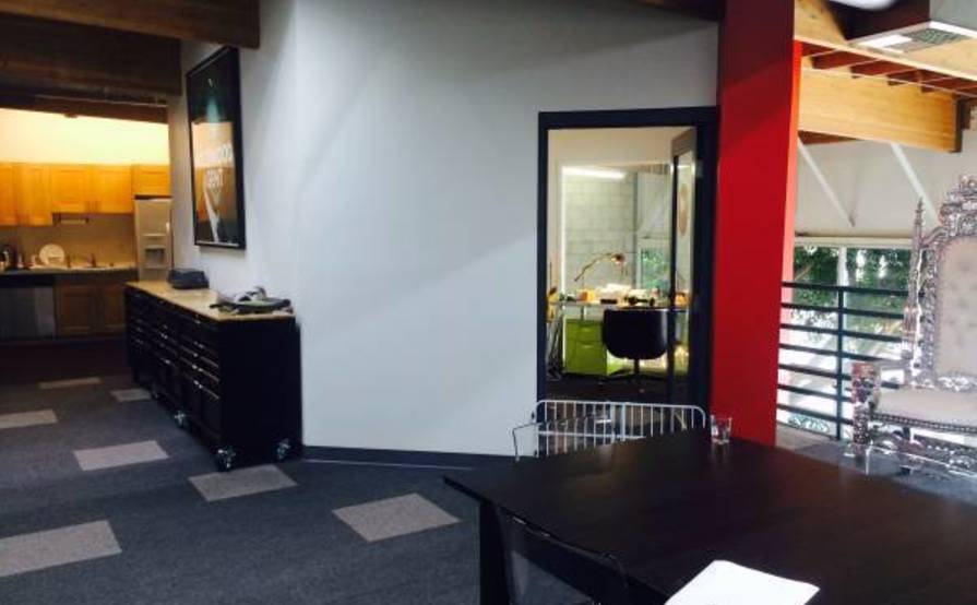 8-9 Office Space 8-9 Office Space