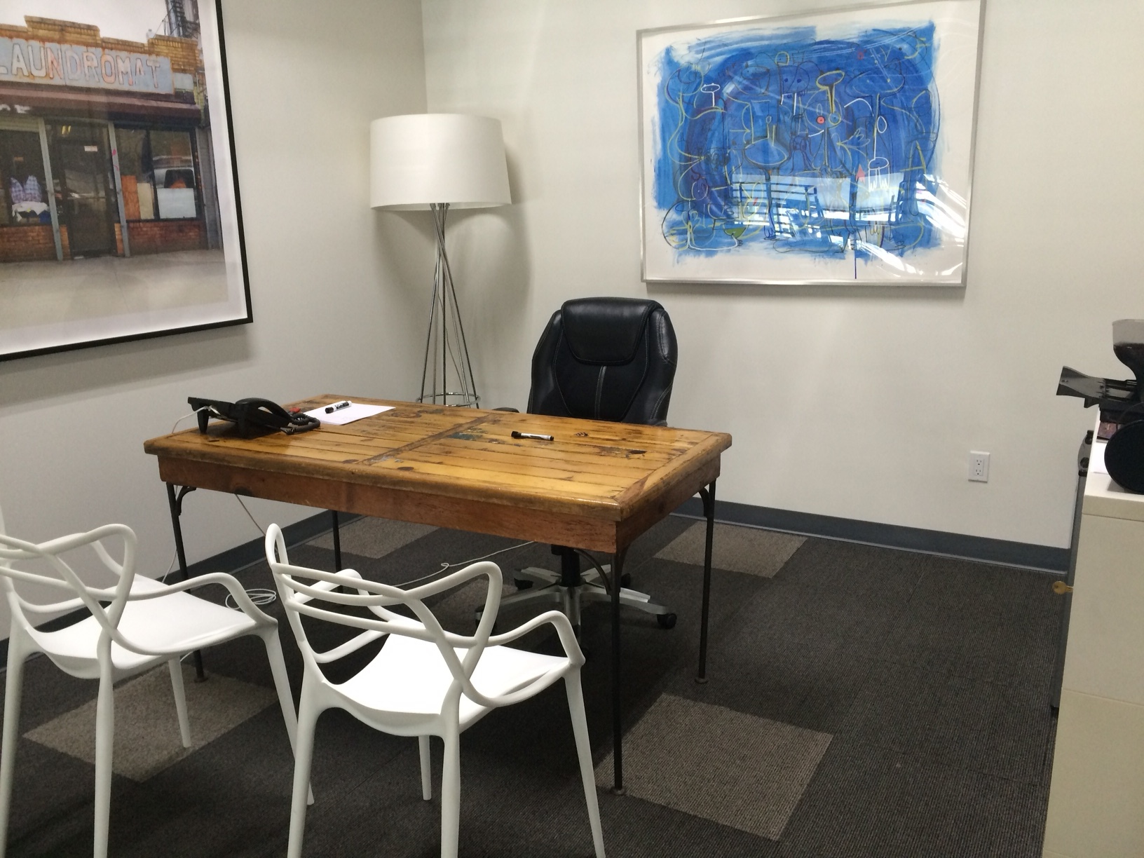 1-person Coworking Space