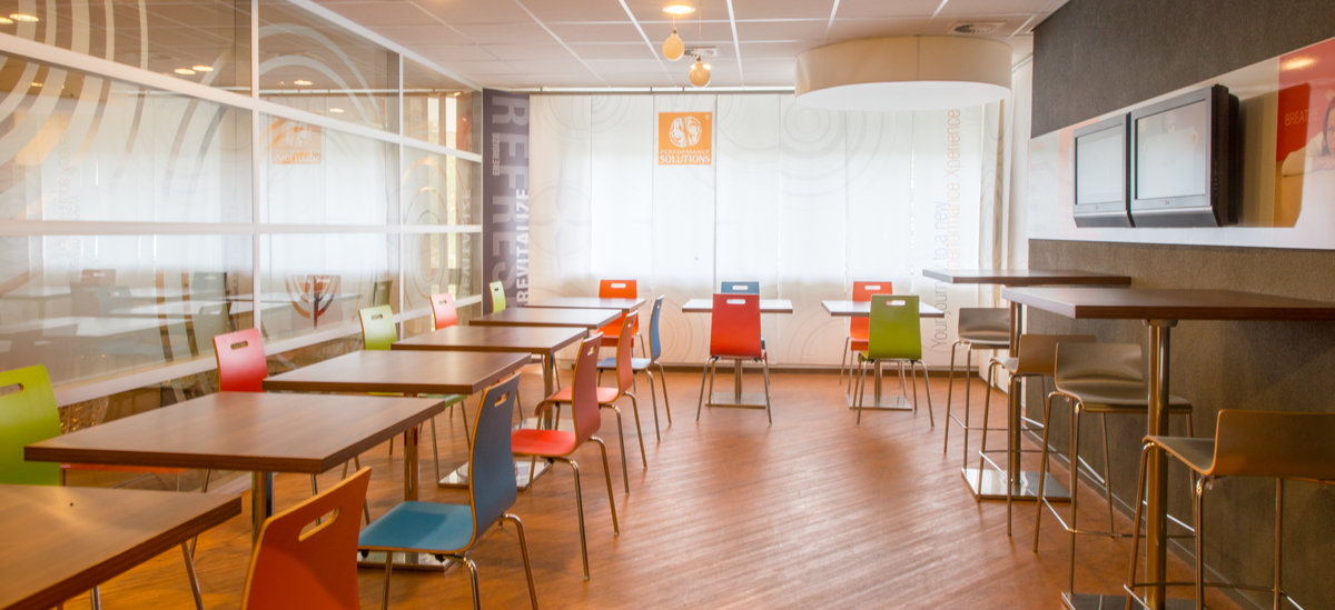 Café Desks Near Me