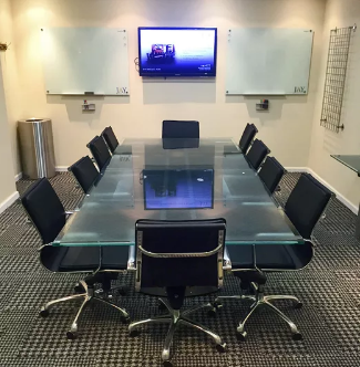 Jay Suites Penn Station Room A