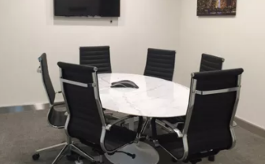 Jay Suites 34th Street Room E