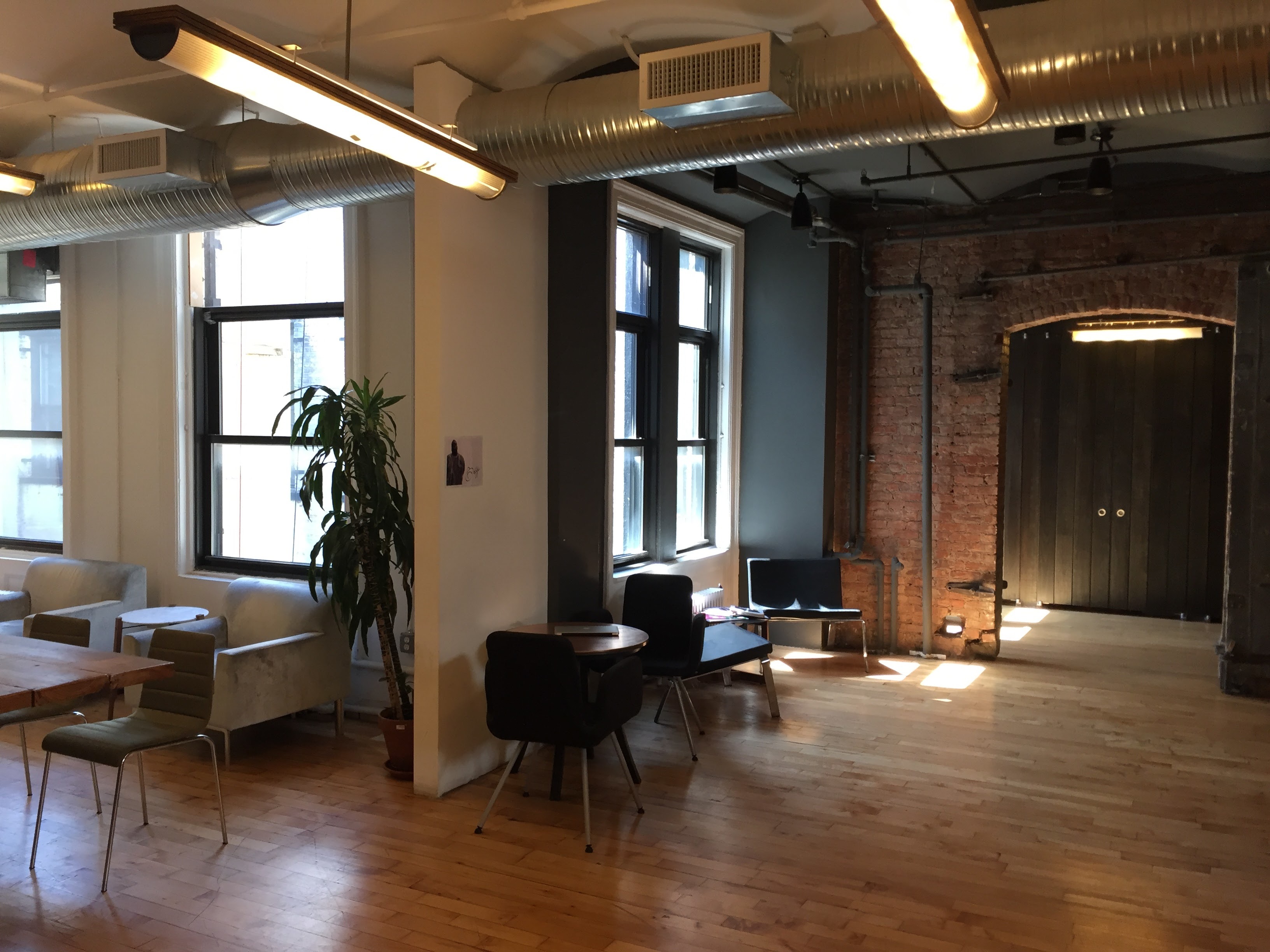 Soho loft for up to 20 desks