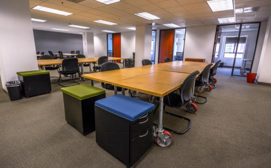 Low Cost Dedicated Desks For Rent In Oakland Coworking Space Low Cost Dedicated Desks For Rent In Oakland Coworking Space