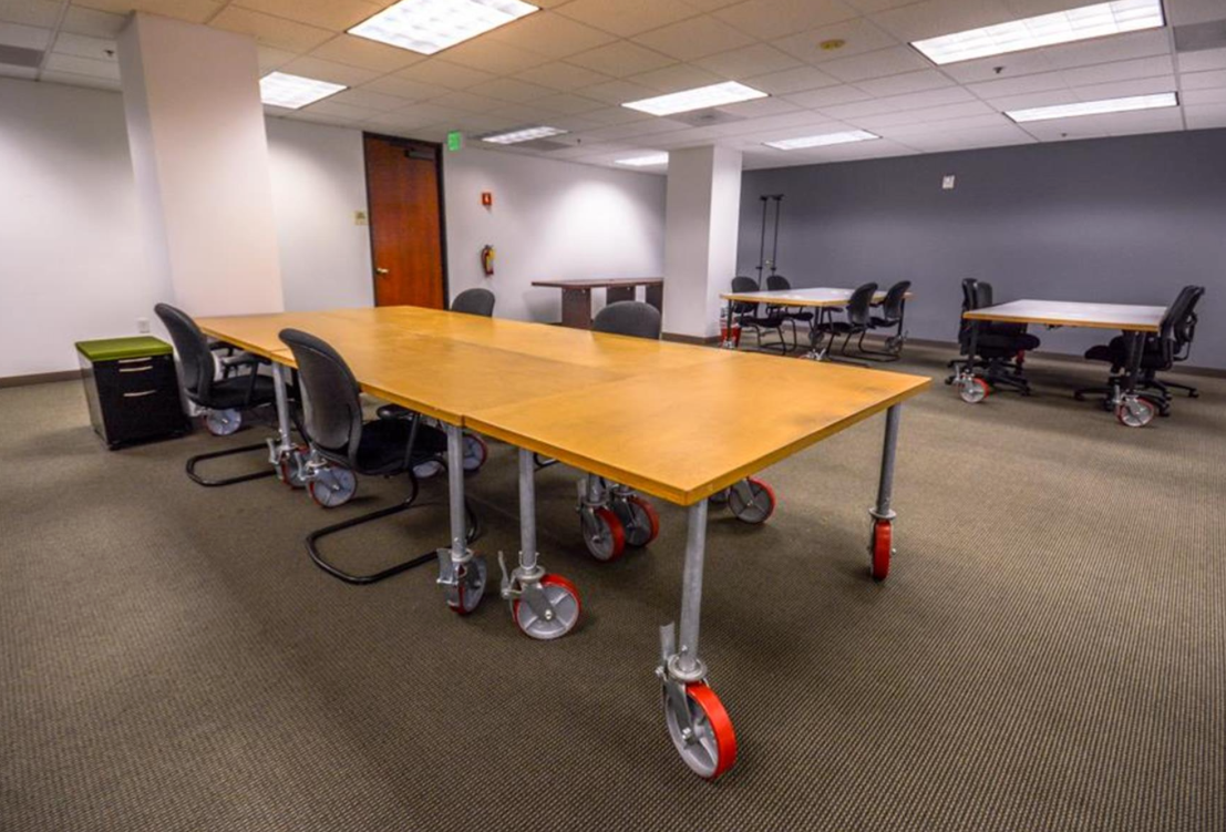 Low Cost Dedicated Desks For Rent In Oakland Coworking Space Low Cost Dedicated Desks For Rent In Oakland Coworking Space