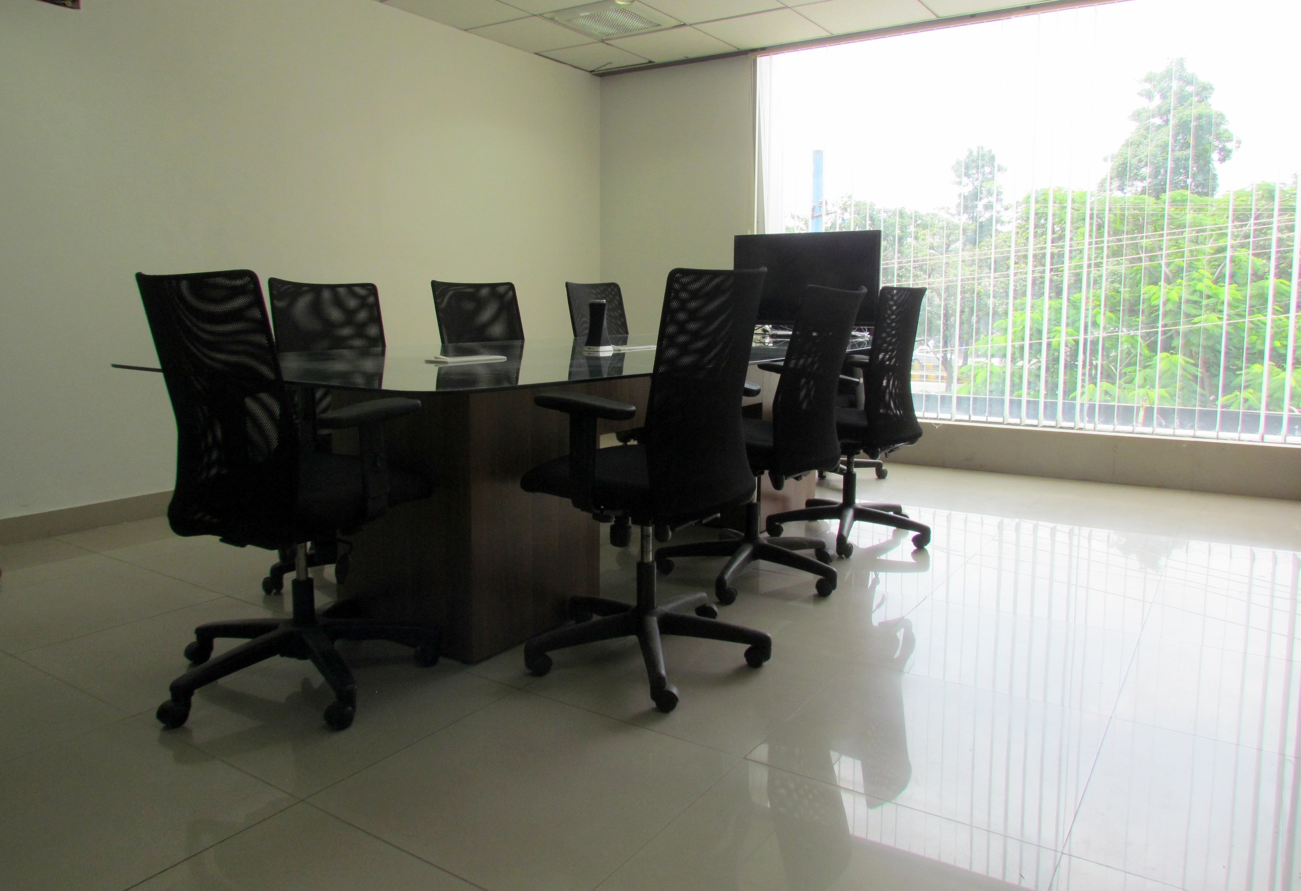 GreenBubbles - Conference Room