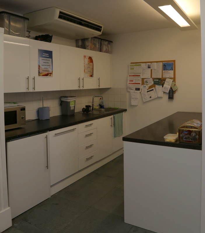 CLERKENWELL - Shared Office Space - 1-6 Desks - EC1V