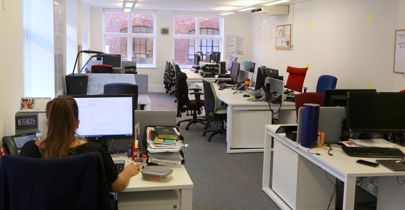 CLERKENWELL - Shared Office Space - 1-6 Desks - EC1V