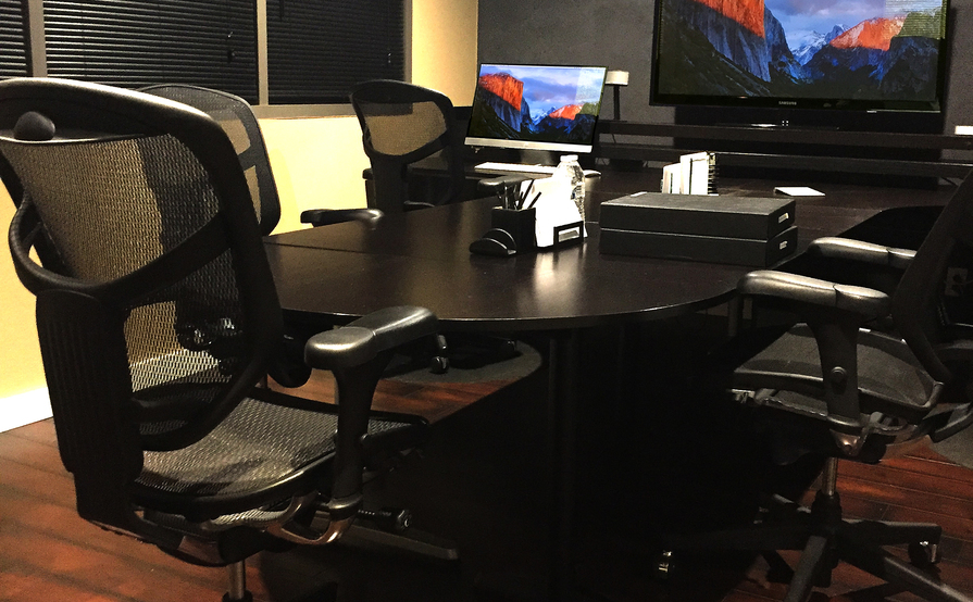 Private Conference Room for 7 people Private Conference Room for 7 people