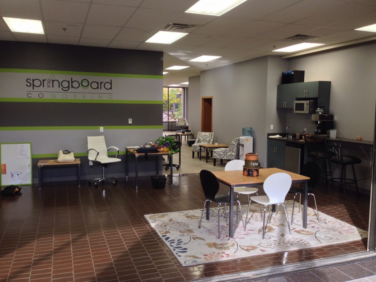 Small Conference Room $50 per day