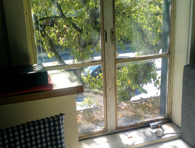 Loft area permanent and casual desks