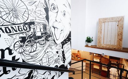 Coworking, classroom, metting room, entertainment room. Coworking, classroom, metting room, entertainment room.