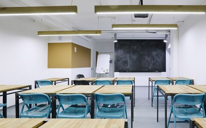 Coworking, classroom, metting room, entertainment room. Coworking, classroom, metting room, entertainment room.