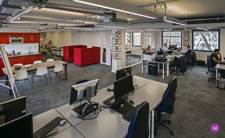 From 1 to 6 desks sharing with Pocket App close to Chancery Lane and Farringdon tube. That offers an all inclusive rate - no nasty extras like all the rest - from £350 From 1 to 6 desks sharing with Pocket App close to Chancery Lane and Farringdon tube. That offers an all inclusive rate - no nasty extras like all the rest - from £350