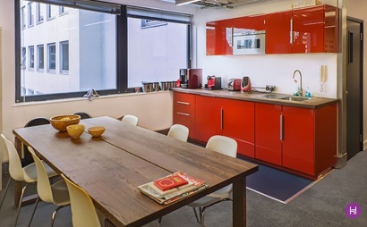 From 1 to 6 desks sharing with Pocket App close to Chancery Lane and Farringdon tube. That offers an all inclusive rate - no nasty extras like all the rest - from £350 From 1 to 6 desks sharing with Pocket App close to Chancery Lane and Farringdon tube. That offers an all inclusive rate - no nasty extras like all the rest - from £350