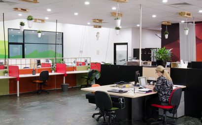 Open Plan Coworking Desks Open Plan Coworking Desks