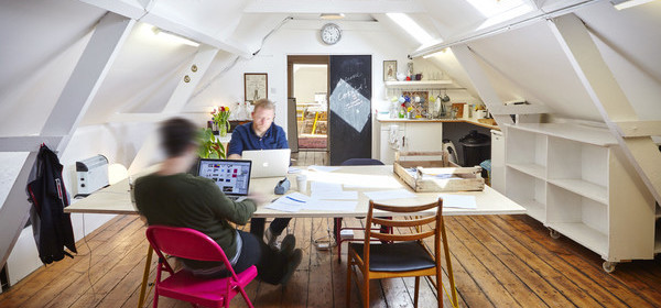 Hot Desk Coworking Hot Desk Coworking