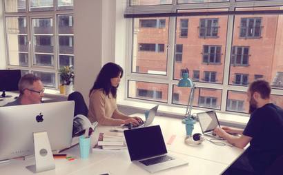 Hot Desk