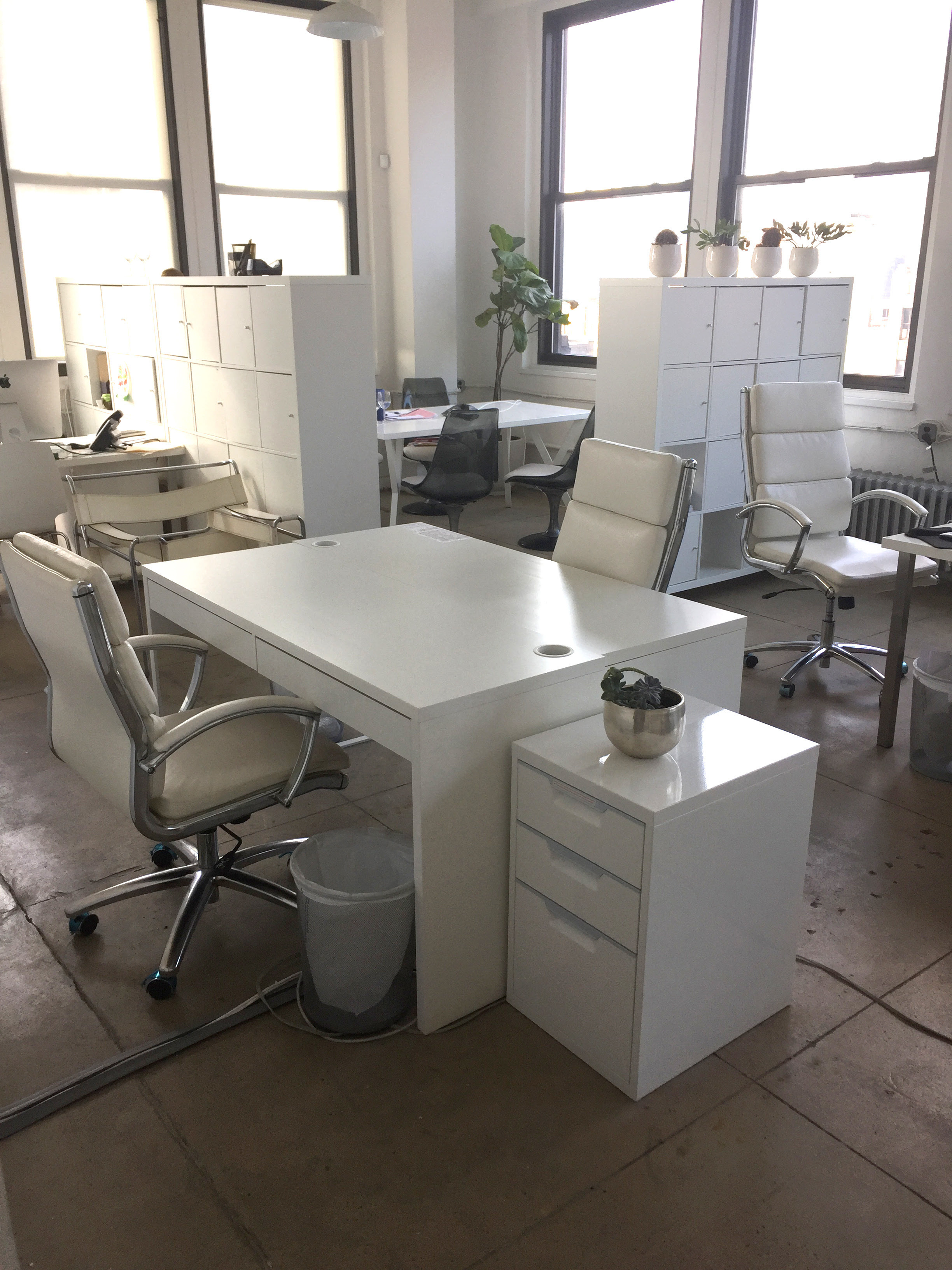 Sunny Penthouse Office Sunny Penthouse Office