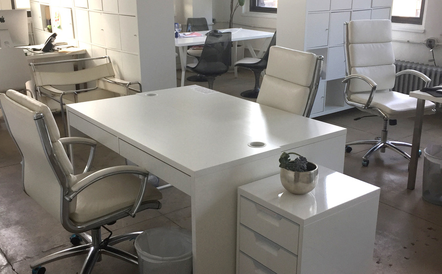 Sunny Penthouse Office Sunny Penthouse Office