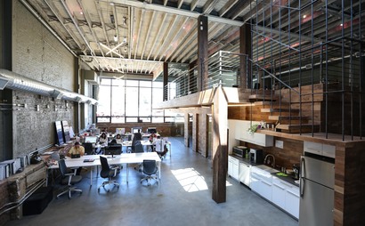 Private Office w/ Open Desk Space Private Office w/ Open Desk Space