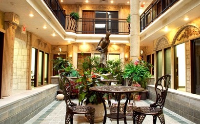 Affordable & Unique All- Inclusive Executive Suites  Affordable & Unique All- Inclusive Executive Suites