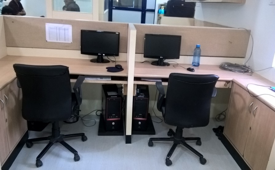 Available On Monthly Basis Work Stations At Hadapsar